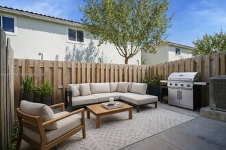 Building Photo - 149 NE 3rd St