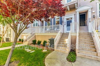 Building Photo - 3744 Whitworth Dr