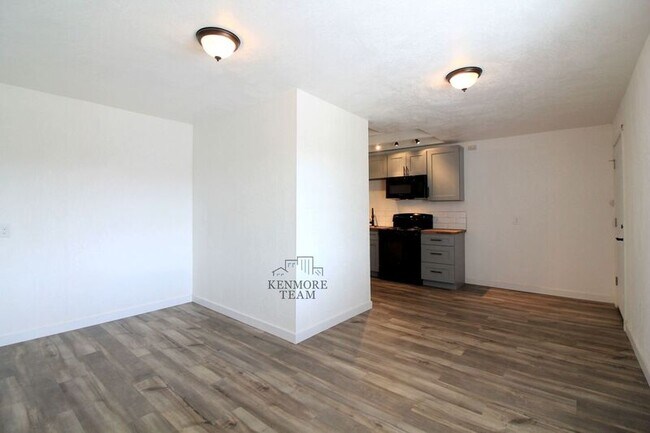 Foto del edificio - 224208 E Main St