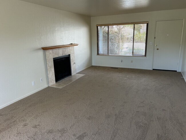 Foto del edificio - Fabulous 2 Bedroom (plus office - addition...