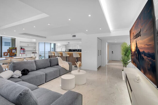 Foto del edificio - 468 Golden Isles Dr