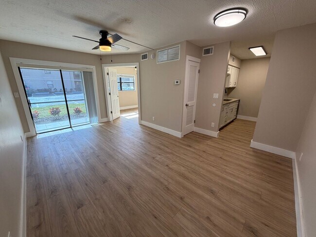 Foto del edificio - ANNUAL RENTAL - 1 BED / 1 BATH CONDO AT MYSTIC GARDENS