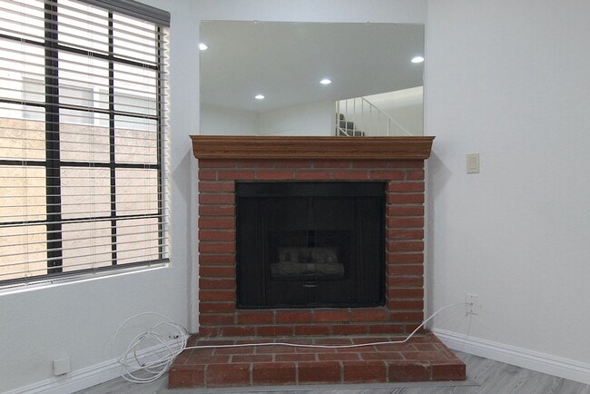 Building Photo - 4721 Kester Ave