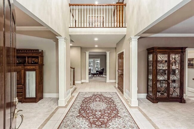 Building Photo - 8034 Balmoral Ct
