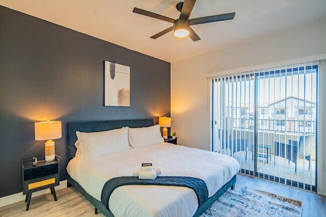 Foto del edificio - 7455 N 95th Ave
