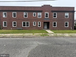 Building Photo - 6 S 4th St