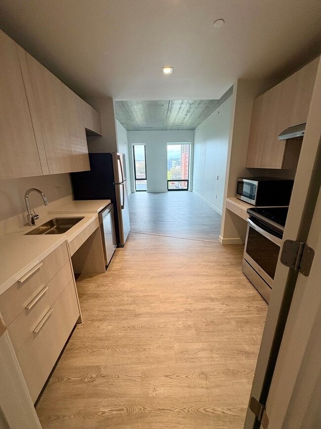 Interior Photo - Baumhaus Apartments