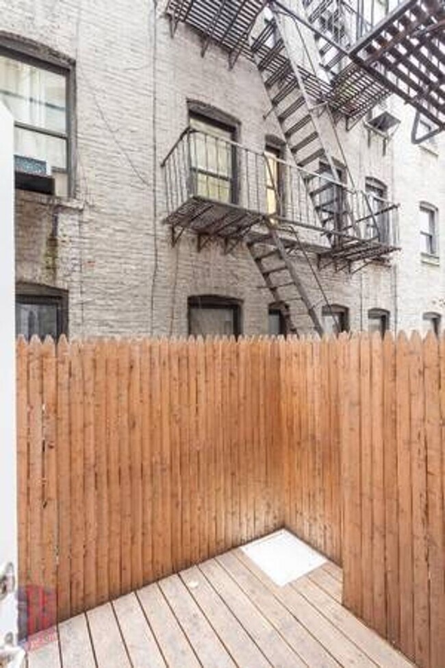 Foto del edificio - East 13th Street