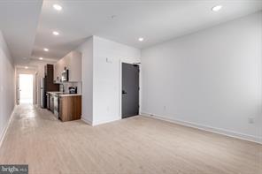Foto del edificio - 4153 Mantua Ave