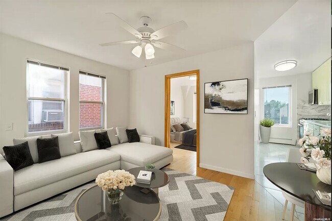 Foto del edificio - 32-33-33 46th St