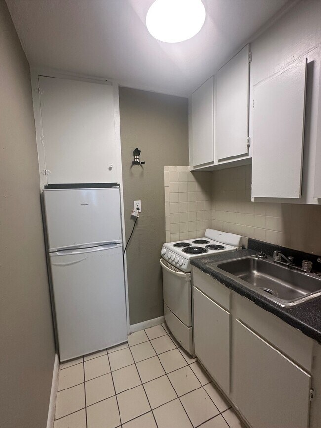 Foto del edificio - 5908 Ardmore St