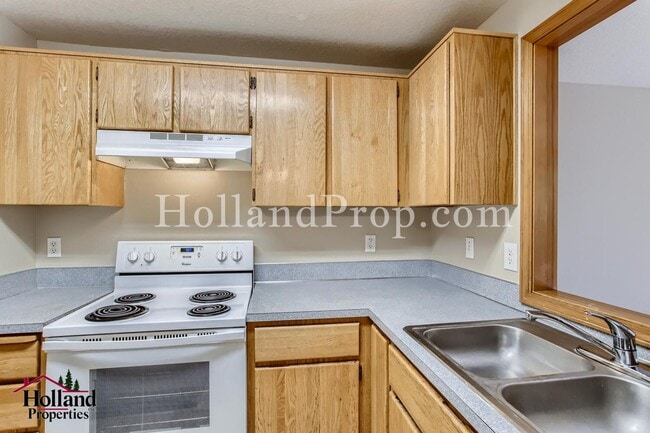 Foto del edificio - 15470 SW Donna Ct