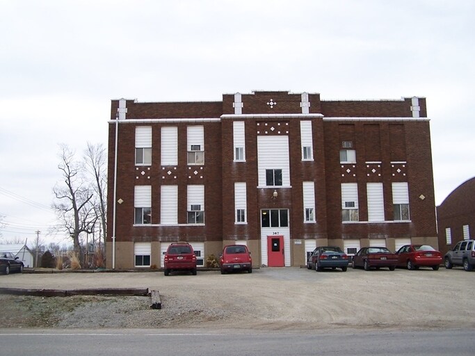 Primary Photo - 367 S Beechgrove Rd