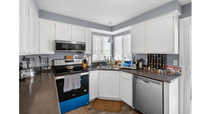 Foto del edificio - 9140 Clover Dr SE