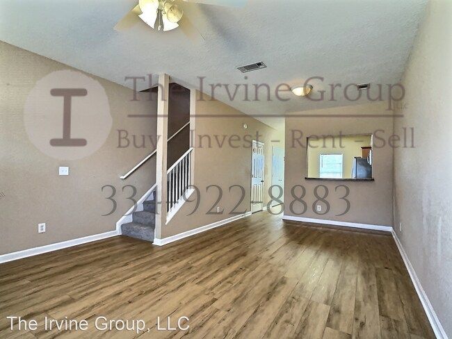 Building Photo - 2 br, 2.5 bath House - 1832 Station Drive
