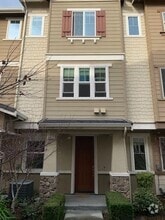 Building Photo - 6677 S Mariposa Ln