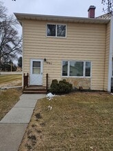 Building Photo - 1401 Eastwood St