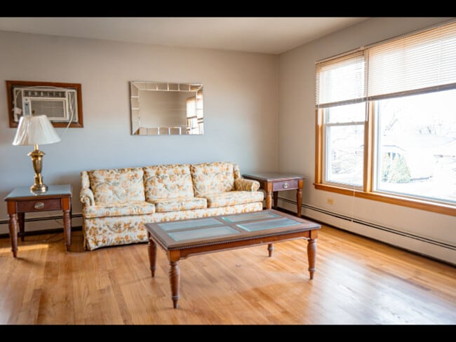 Foto del edificio - 4525 W Marquette Rd