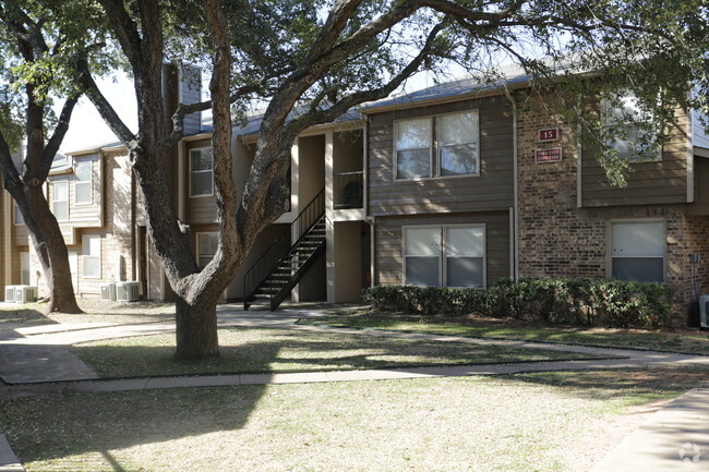 Building Photo - Horizon East Apartments