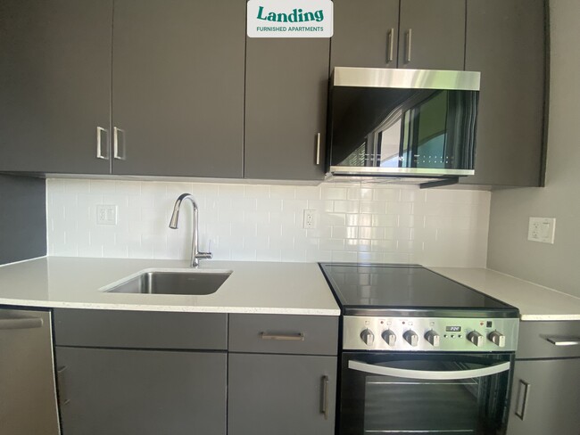Foto del edificio - 8125 N 23rd Ave