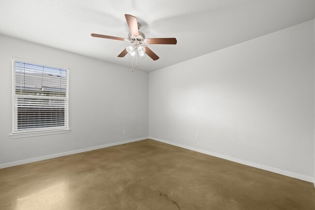 Building Photo - 1809 Indian Trail Dr