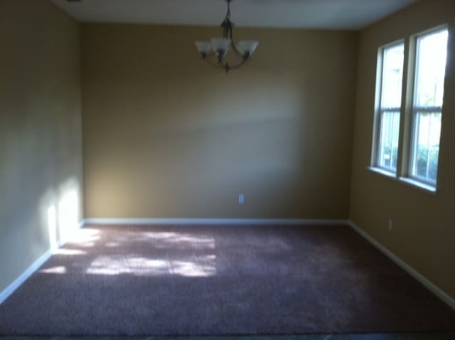 Building Photo - 760 Greentree Cir