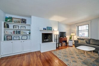 Building Photo - 183 Marlborough St
