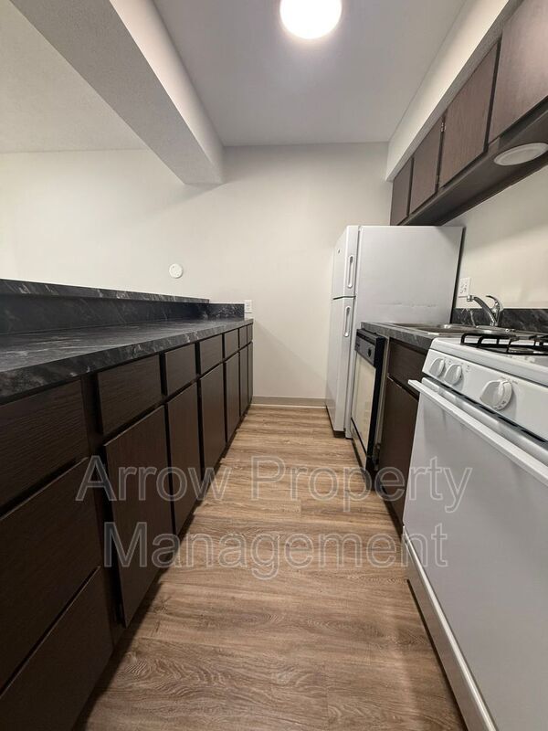 Foto del edificio - 649 S 18th St