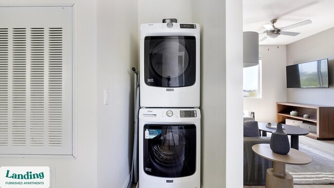 Building Photo - 10000 W Missouri Ave