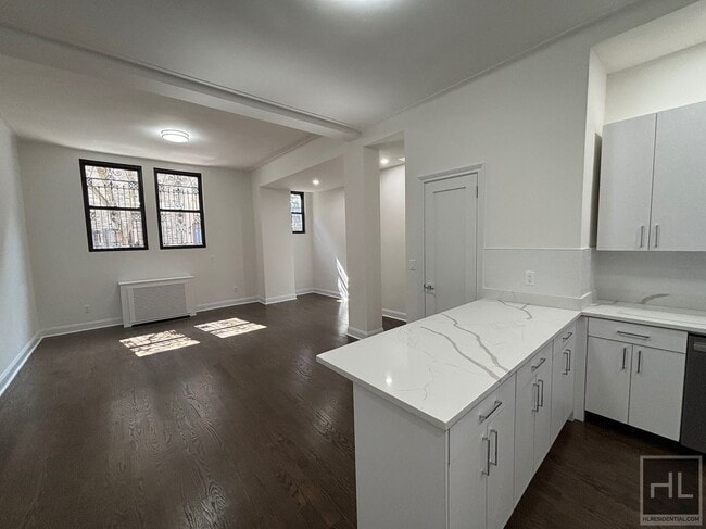 Foto del edificio - WEST 68 STREET