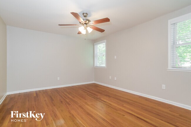 Foto del edificio - 8200 W 98th St