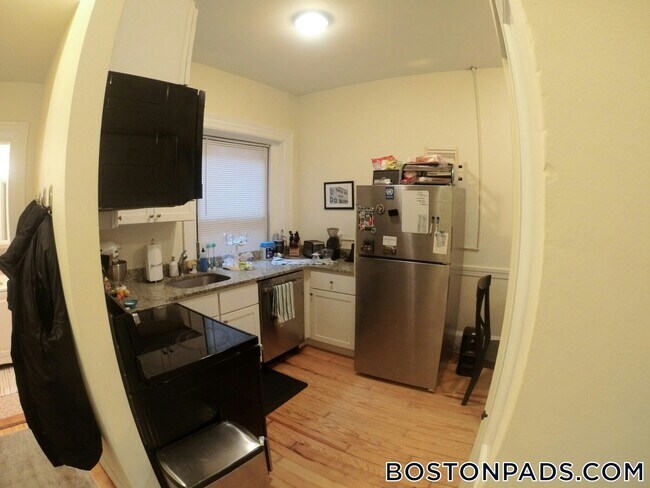 Foto del edificio - 1463 Beacon St