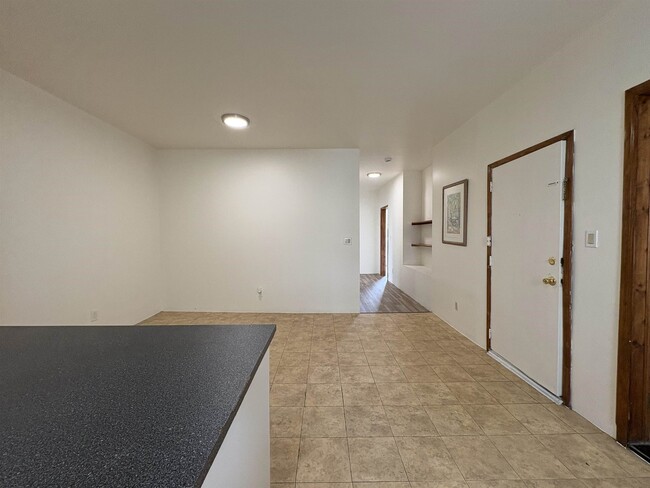 Building Photo - 589 Palisade Ave