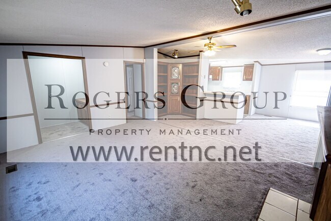 Foto del edificio - 7208 Shep Royster Rd