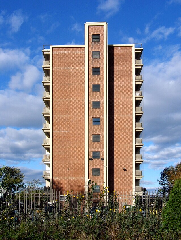 Vista desde el sudoeste - Kennedy Tower