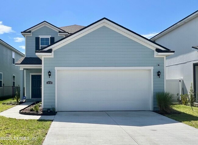 Foto del edificio - 14750 Cashew Ave