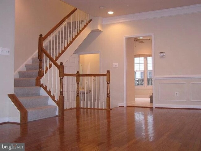 Building Photo - An impeccably maintained and beautifully u...