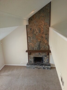 Fotografía del edificio - 834 Kenwood Ln