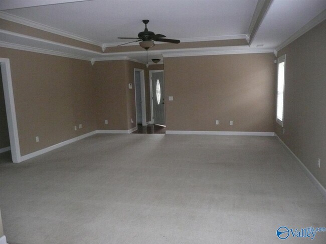 Foto del edificio - 161 Autumn Branch Dr