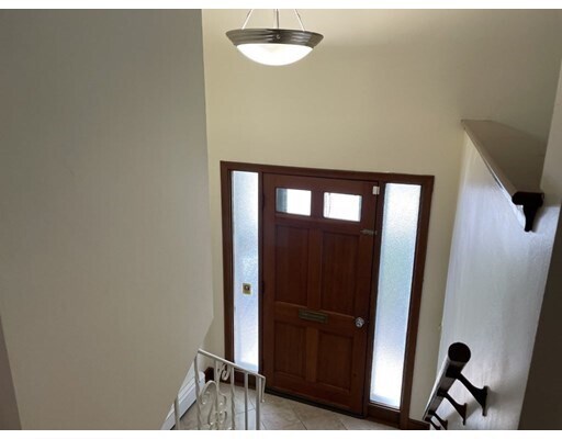 Building Photo - 770 Highland Ave