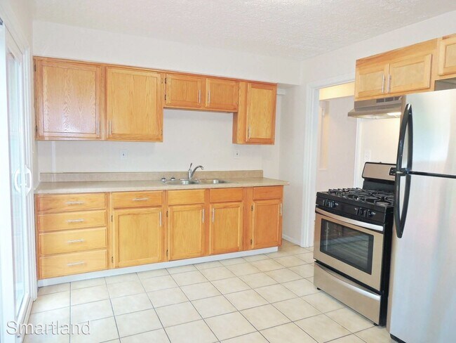 Foto del edificio - 3 br, 1 bath House - 4400 Parkton Drive