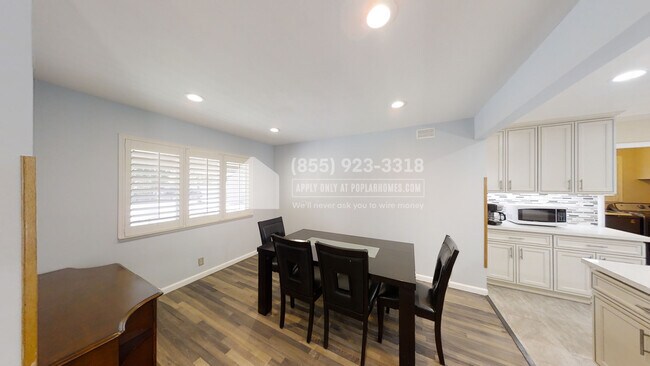 Foto del edificio - 338 Spar Ave