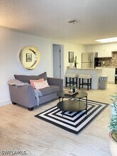 Building Photo - 5385 Treetops Dr