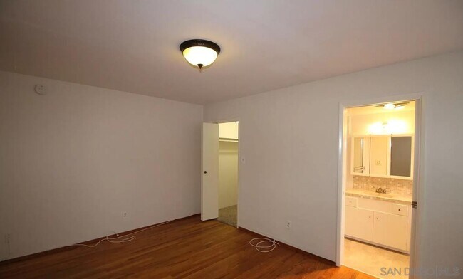 Building Photo - 6779 Rosefield Dr