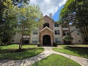 Building Photo - 8051 Bay Branch Dr