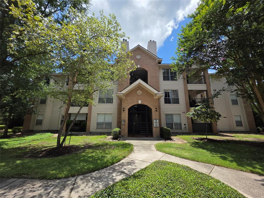 Foto principal - 8051 Bay Branch Dr