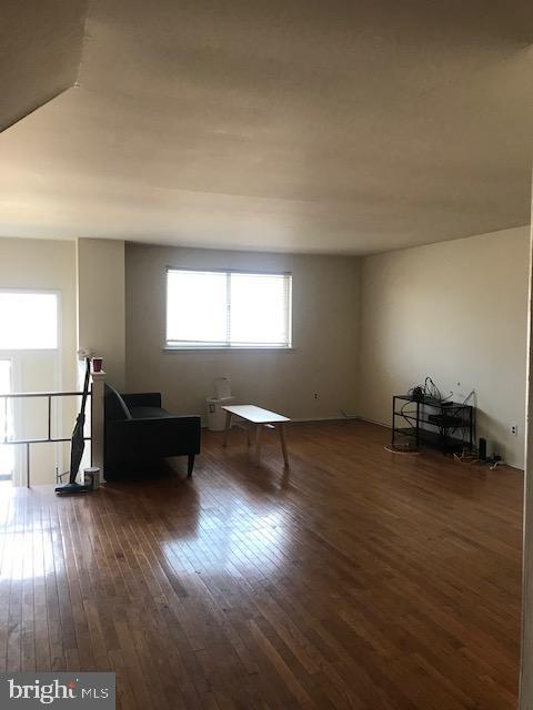 Building Photo - 1520 N 13th St