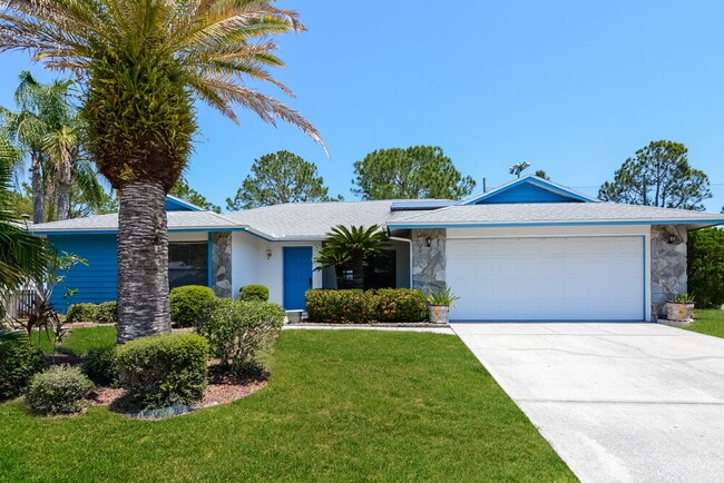 Building Photo - 2225 Hidden Meadows Dr E