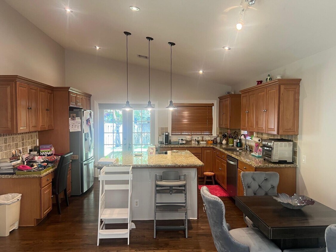 Photo - 405 NE 12th Avenue, Fort Lauderdale, FL 33301