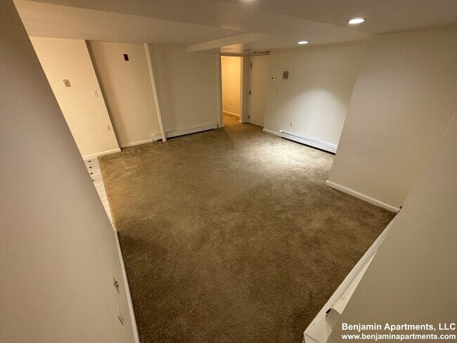 Foto del edificio - 1243 Beacon St